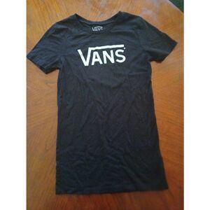 Vans brand Ladies Tee Size: XS (1252)